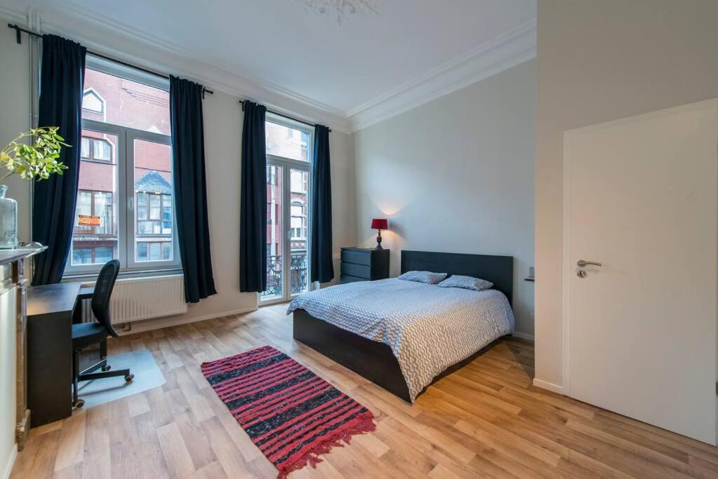 Joli Appartement 2 Chambres A リエージュ エクステリア 写真